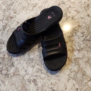 Fila Women's Black Slide Sandals Sz 8